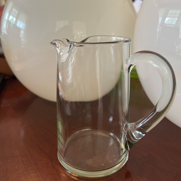 Small MCM Pitcher - Picture 2 of 6